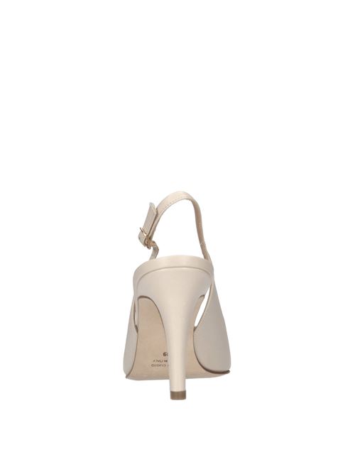  THE SELLER | SE1002 NAPPAKISS